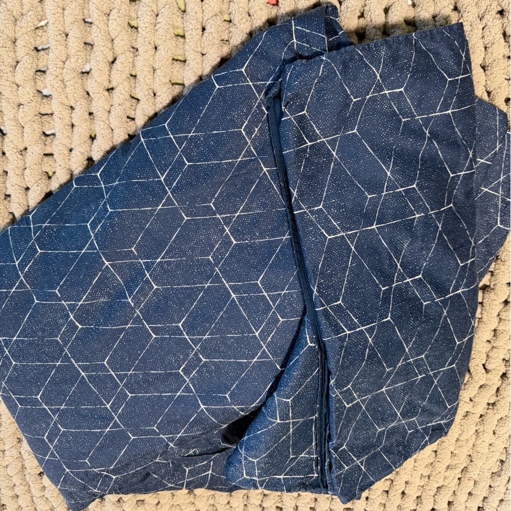 Sleep Number Navy Geometric Printed Duvet Cover Set (King)